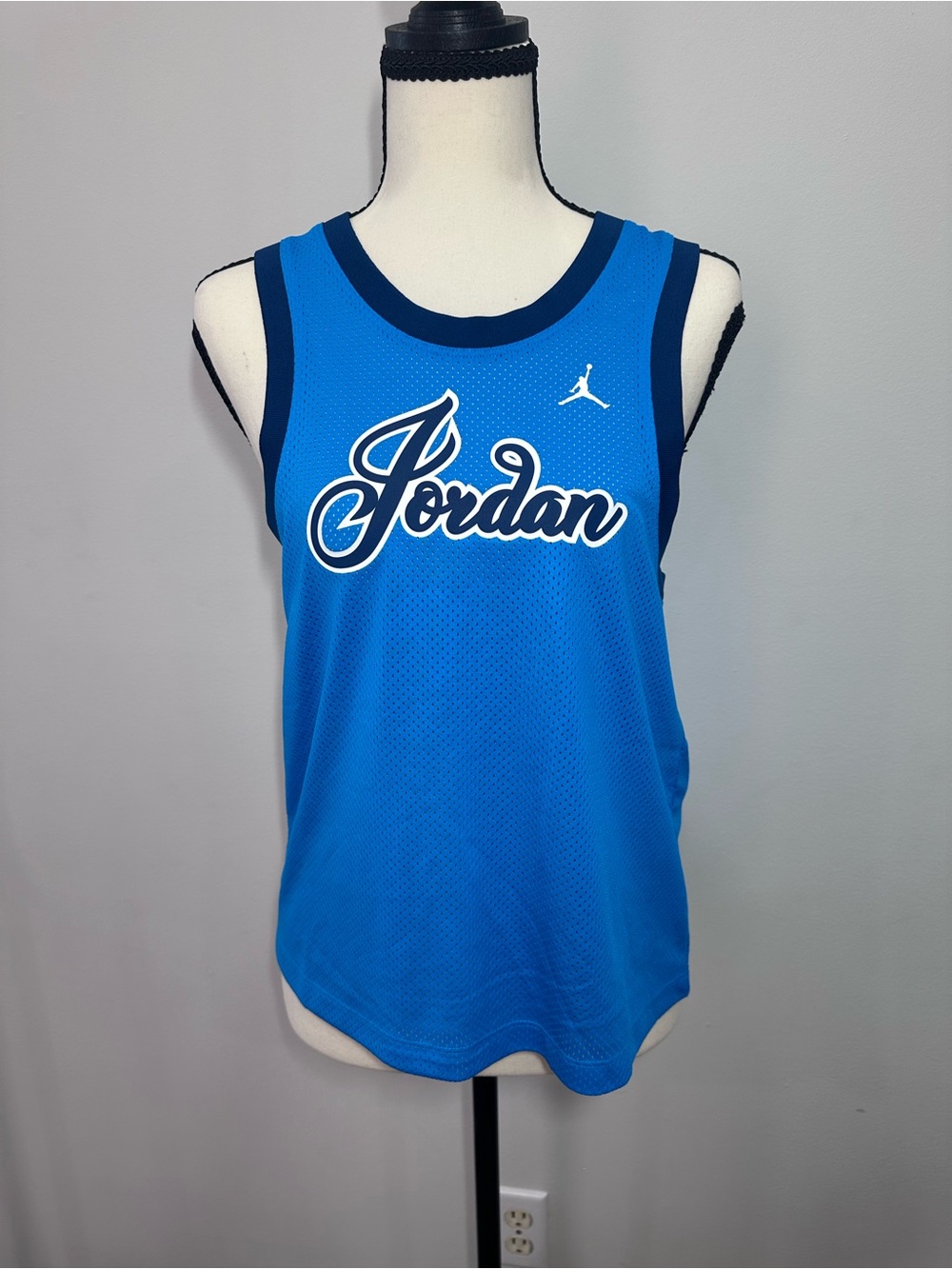 Jordan 23 Bright Blue Mesh Athletic Tank Women’s Jersey Navy Trim Size XS Nike